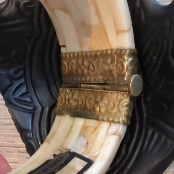 Vintage Bone Brass Agate Stone Bangle - Picture 6 of 14